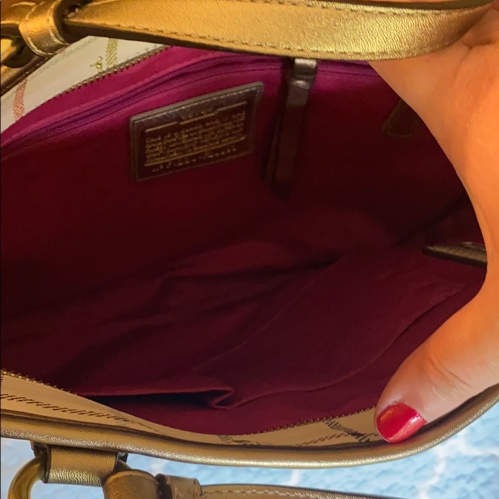 Spring colored plaid Coach bag - Picture 2 of 4